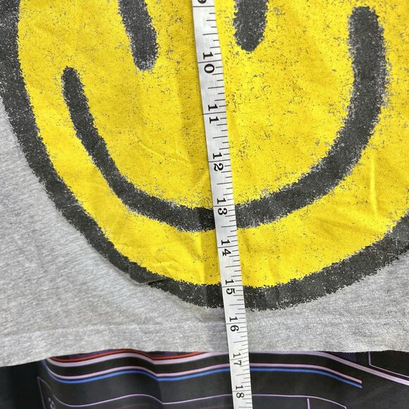 WE LOVE BELLA by IL Cicerone Happy Face Y2K Hippie Crop Top Shirt - Picture 6 of 7